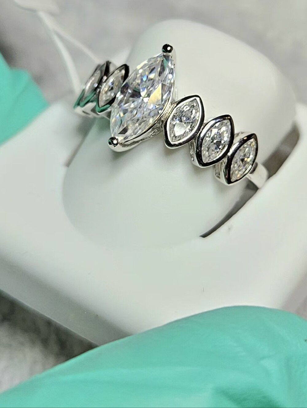 NWT 2.20 CTW Marquise Moissanite Cluster Ring 925 Sterling Silver Size 7